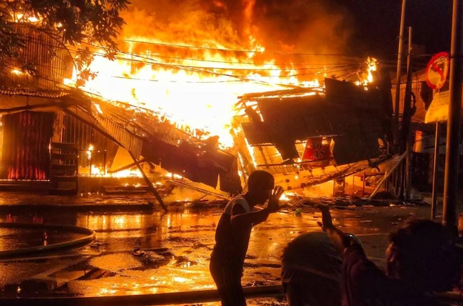 Pasar Gembrong Kebakaran, Penyebabnya Belum Diketahui