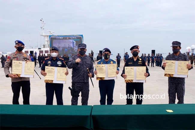 Bea Cukai, BNN, PSDKP, Ditjen Hubla Dan Polri Tandatangani Perjanjian ...