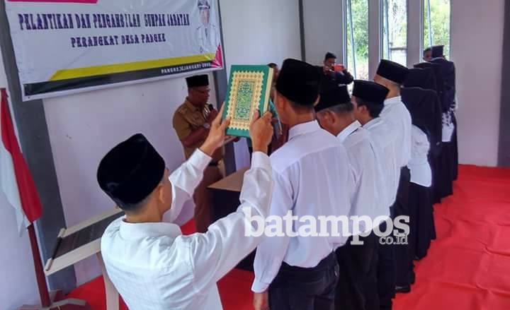 Tujuh Perangkat Desa Pangke Dilantik