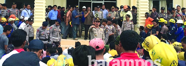 Gaji Telat, Karyawan Geruduk Kantor PT MOS