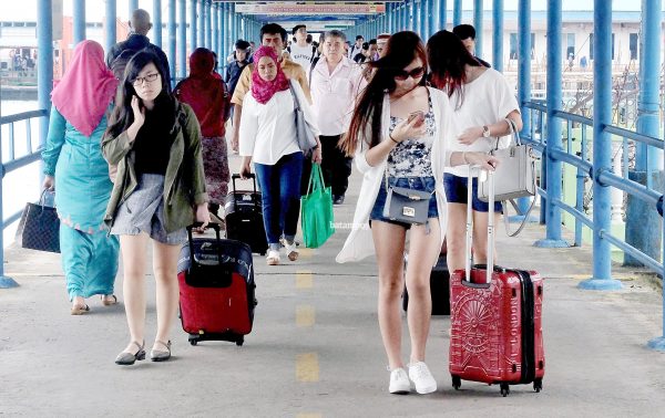 Mulai Besok Diberlakukan Tarif Pas Baru