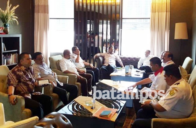 Pemindahan Pelabuhan Bongkar Muat Taman Bunga