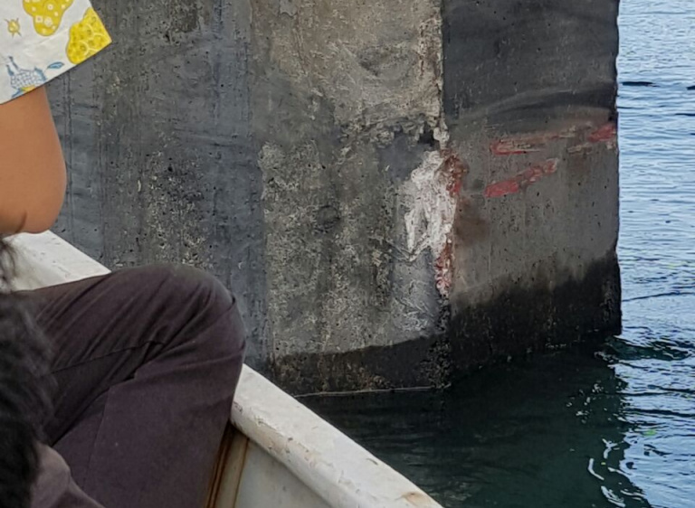 Jembatan 6 Diseruduk Tongkang