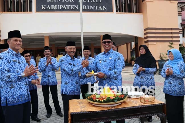 Apri, Sukses Tahun Pertama Pertama Jadi Wako