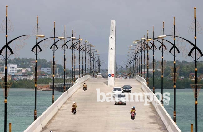 Belum Difungsikan, Penerangan Jembatan I Dompak Rusak
