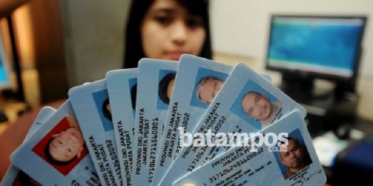 Pemko Janji Jemput Blanko e-KTP di Jakarta