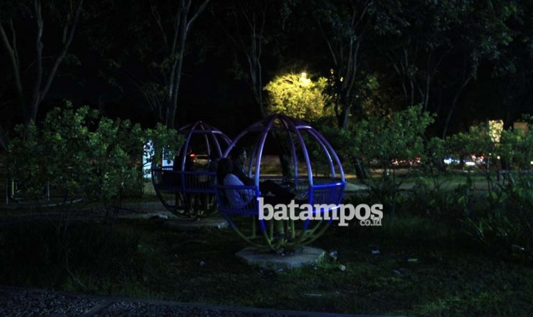 Desa Mentude Tiga Hari Gelap
