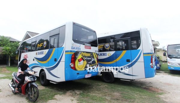 Realisasi Bus Perintis 8 Unit