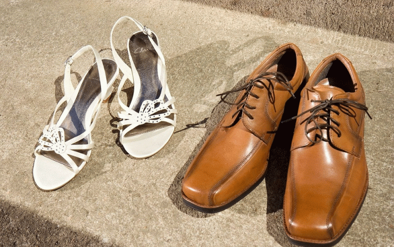 Sepatu Lelaki di Teras, Bikin Emosi Suami