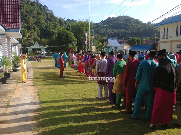 Kedapatan Bolos Kerja, Kontrak Tak Diperpanjang