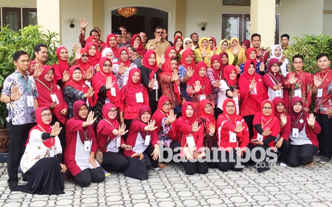 48 Kader TB-HIV Care Aisyiyah Edukasi Warga