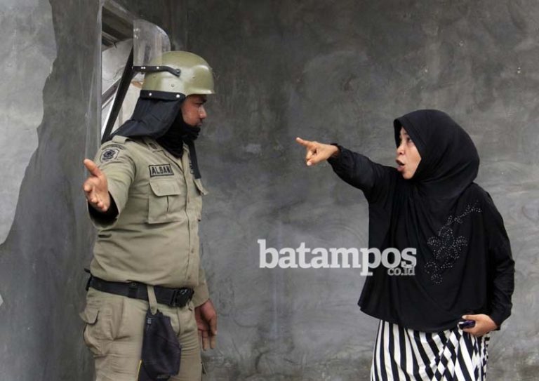 Ratusan Rumah Permanen Itu Rata Tanah; Foto