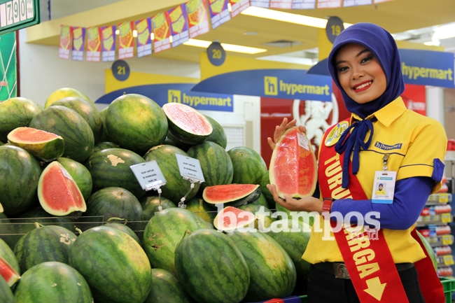 Semangka Merah Rp 7500 Sekilo