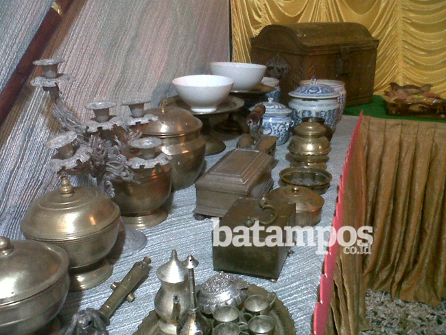 Benda Antik Ini Ada yang Ditawar Rp150 Juta