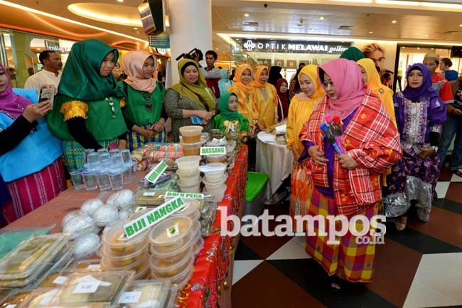 Noorlizah Terpikat Sop Kapurung