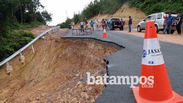 Rp 41 Miliar untuk Preservasi Lintas Khatulistiwa