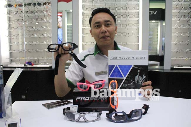 Progear Kacamata Khusus untuk Olahraga