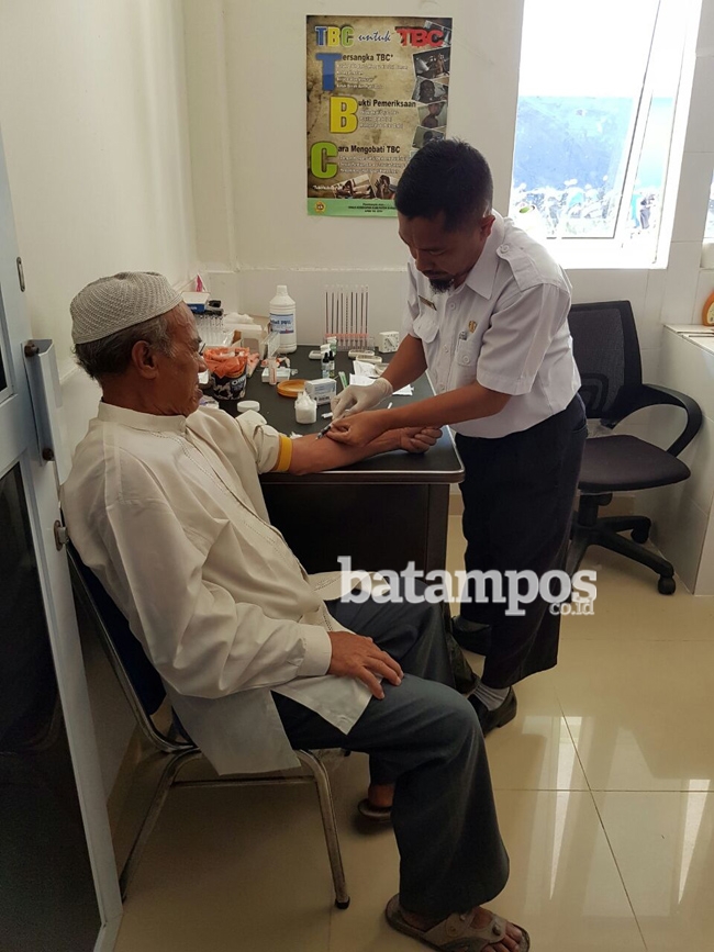 198 CJH Karimun Mulai Pemeriksaan Medis