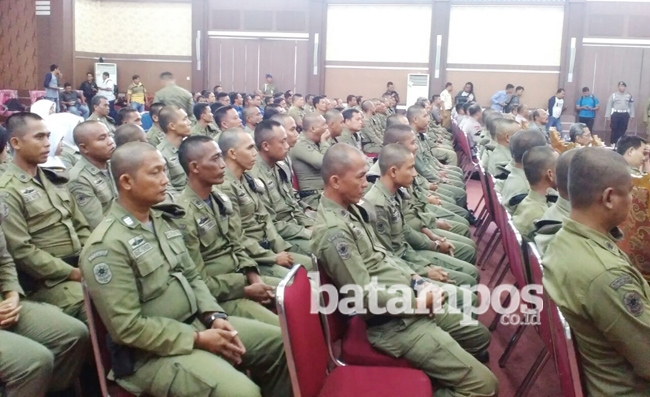 Satpol PP Dibekali Bela Diri