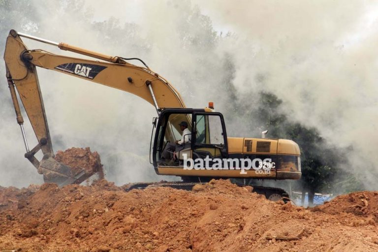 Pematangan Lahan Masjid Agung Sudah 25 Persen