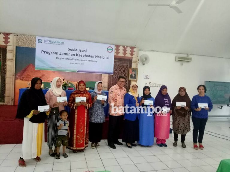 200 Kartu JKN-KIS Dibagikan di Batam