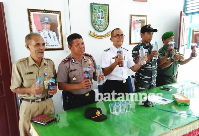 Tim Gabungan Sita Ratusan Miras Oplosan