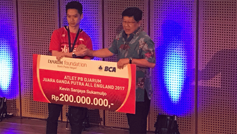 Djarum Foundation Beri Bonus kepada Kevin Sanjaya