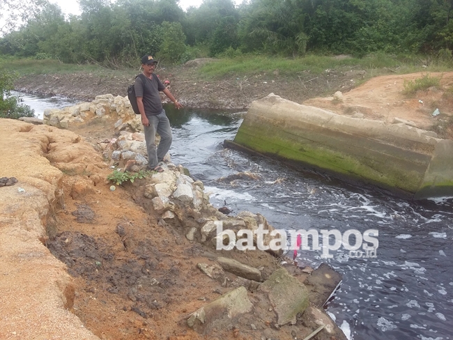 Tiga Kali Ganti Camat, Jembatan Tak Juga Diperbaiki