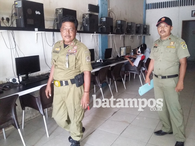 Cegah Pelajar Keluyuran, Sat Pol PP Gencar Razia Warnet