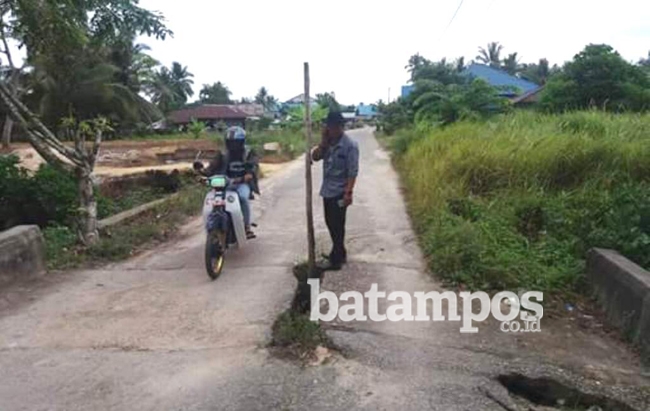 Perbaikan Gorong-gorong di Kebunpinang Digesa