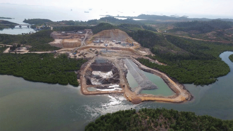 Pagi Ini, Presiden @Jokowi Berkunjung ke Pulang Galang, Batam