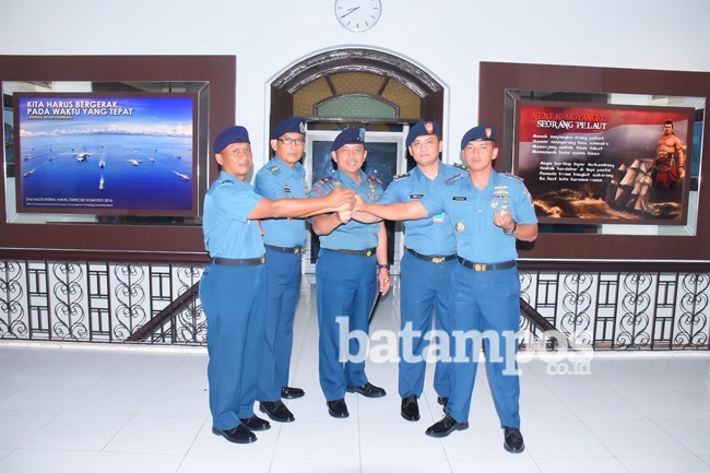 Kadispotmar dan Dansatkamla Lantamal IV Diganti