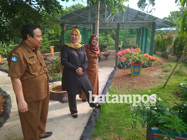 Dewan Minta Pemprov Prioritaskan Kesejahteraan Guru Honor