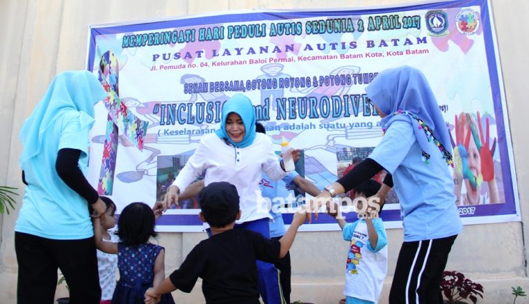 Peduli dan Terima Kehadiran Penyandang Autisme