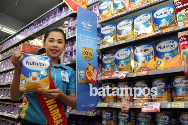 Susu Bubuk di Atas Satu Tahun Turun Harga