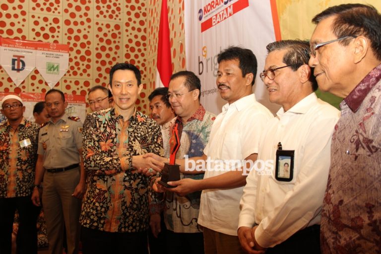 Walikota Batam Ngaku Kesulitan Urus Izin Peralihan Hak