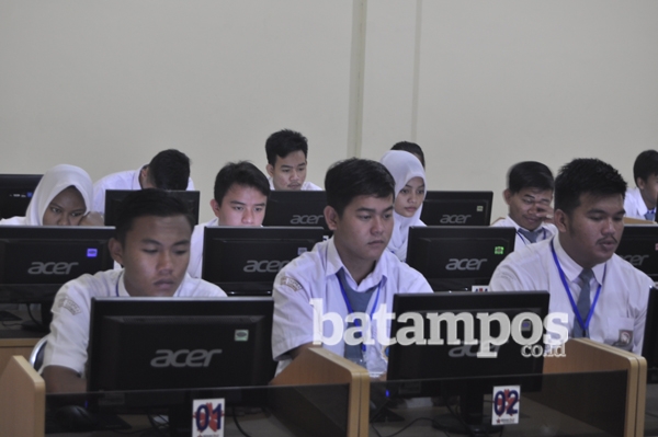 257 Pelajar SMK Ikut UNBK di Karimun