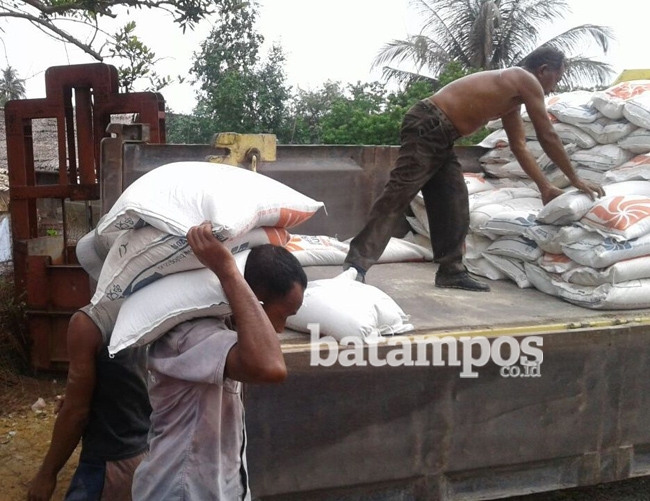 85,5 Ton Beras dari Jawa Mulai Masuk Karimun