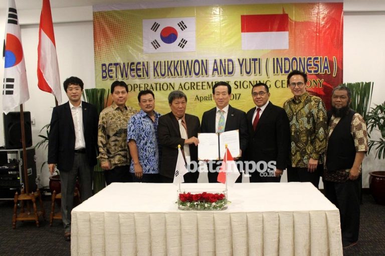 Kembangkan Taekwondo, YUTI Jalin Kerjasama dengan Kukkiwon