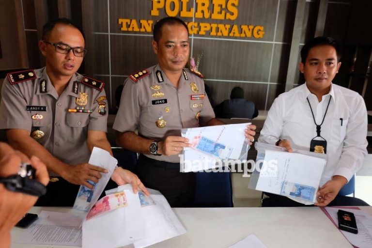 Kepala Pos Pelabuhan Domestik Jadi Tersangka