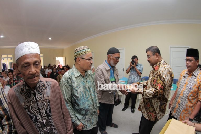 Insentif RT/RW Dinaikkan Jadi Rp1 Juta