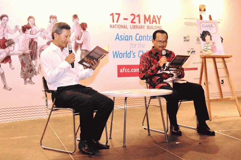 Dua Buah Buku Anak Tandai 50 Tahun Hubungan RI – Singapura