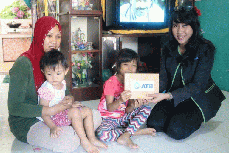 8 Tahun Cinta Kesulitan Buang Air