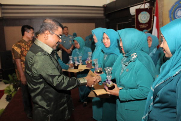 Bupati Minta PKK Bersinergi dengan Camat