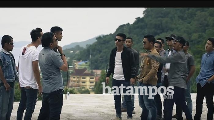 Film Gangster Kampung Man Resmi Dirilis