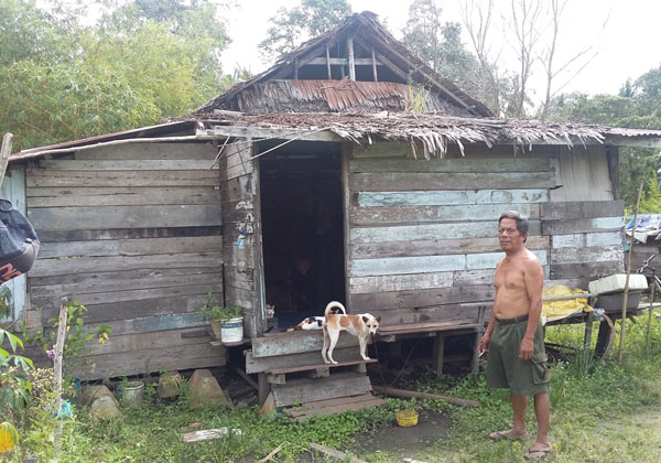 Warga Miskin Kecewa Tak Dapat Raskin