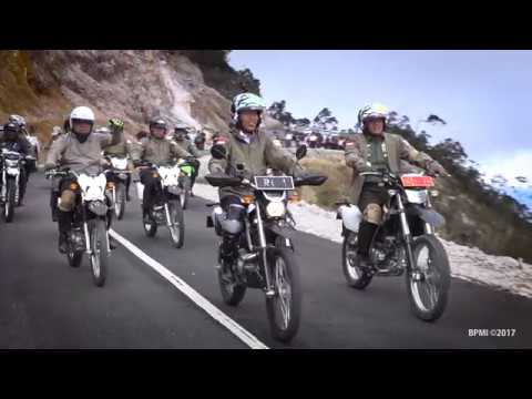 Presiden Jokowi Unggah Video Menyusuri Jalan Trans Papua