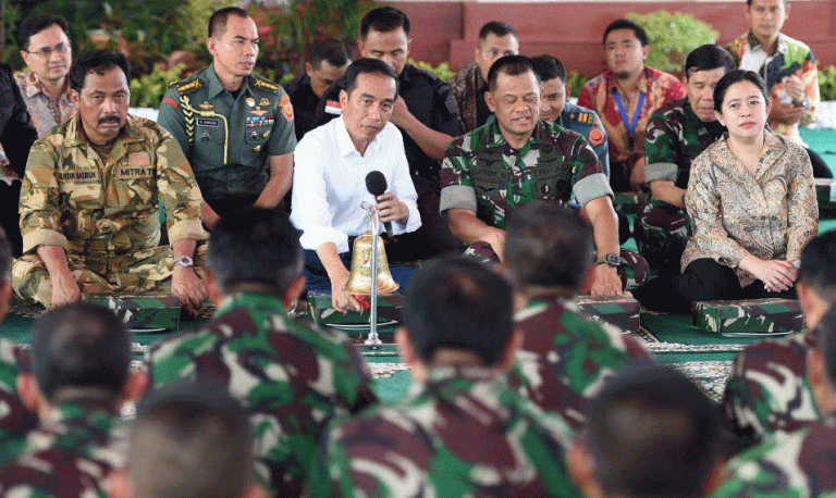 Presiden Jokowi Tegaskan TNI Siap Pertahankan NKRI