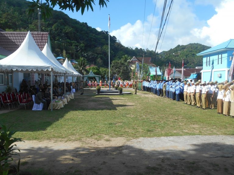 Utamakan Disiplin dan Dedikasi dalam Bertugas