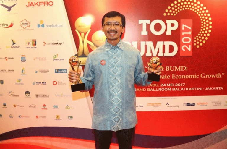 ATB Batam Top PAM Bidang Kinerja dan Manajemen 2017